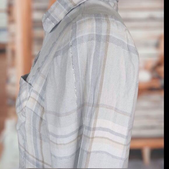 White House Black Market Button Down Top Size 12 - Picture 8 of 13